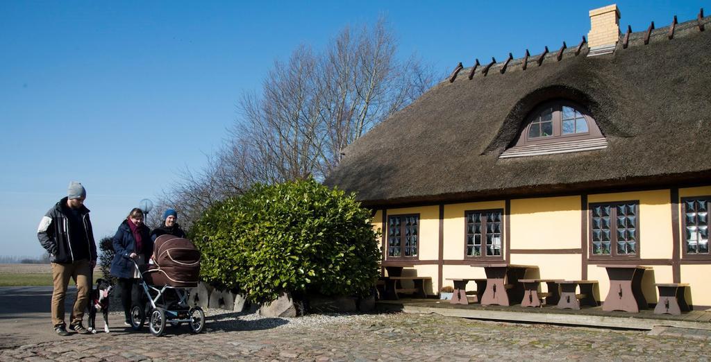 Den Gamle Gaard Apartments Nysted Luaran gambar